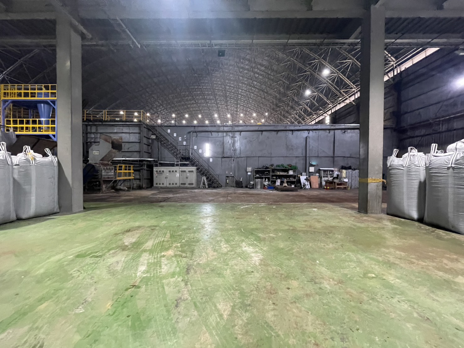 工業設備專業拆除與金屬回收整合(factory equipment demolition)